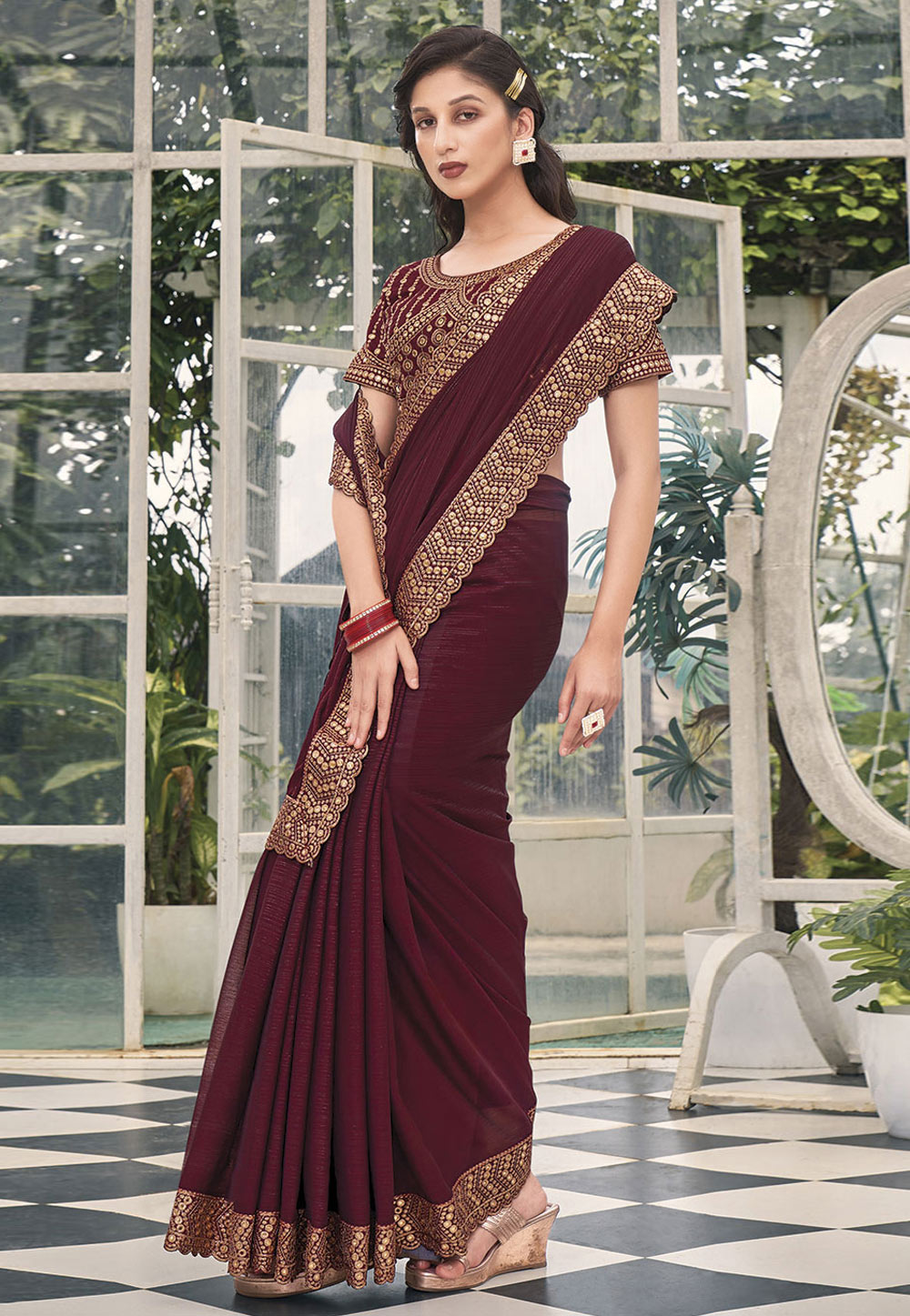 Wine Shimmer Saree With Blouse 279839