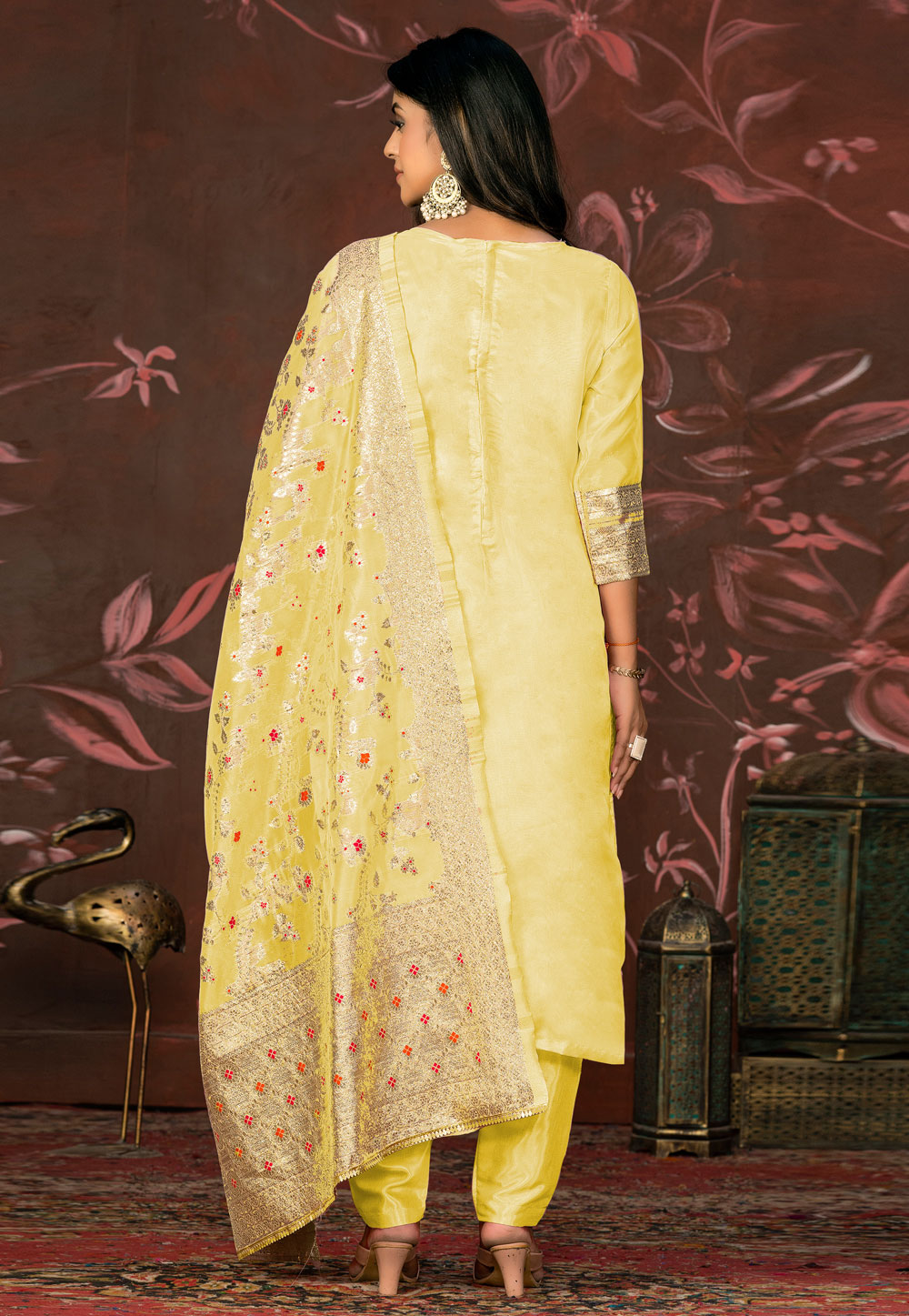 Jamawar trousers shalwar kameez Pakistani clothing indian dress banarasi  trousers indian tr… | Women trousers design, Sleeves designs for dresses,  Pakistani outfits