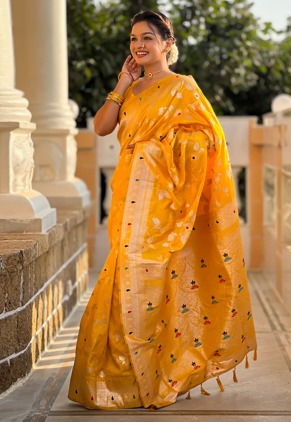 Yellow Banarasi Silk Saree With Blouse 305605