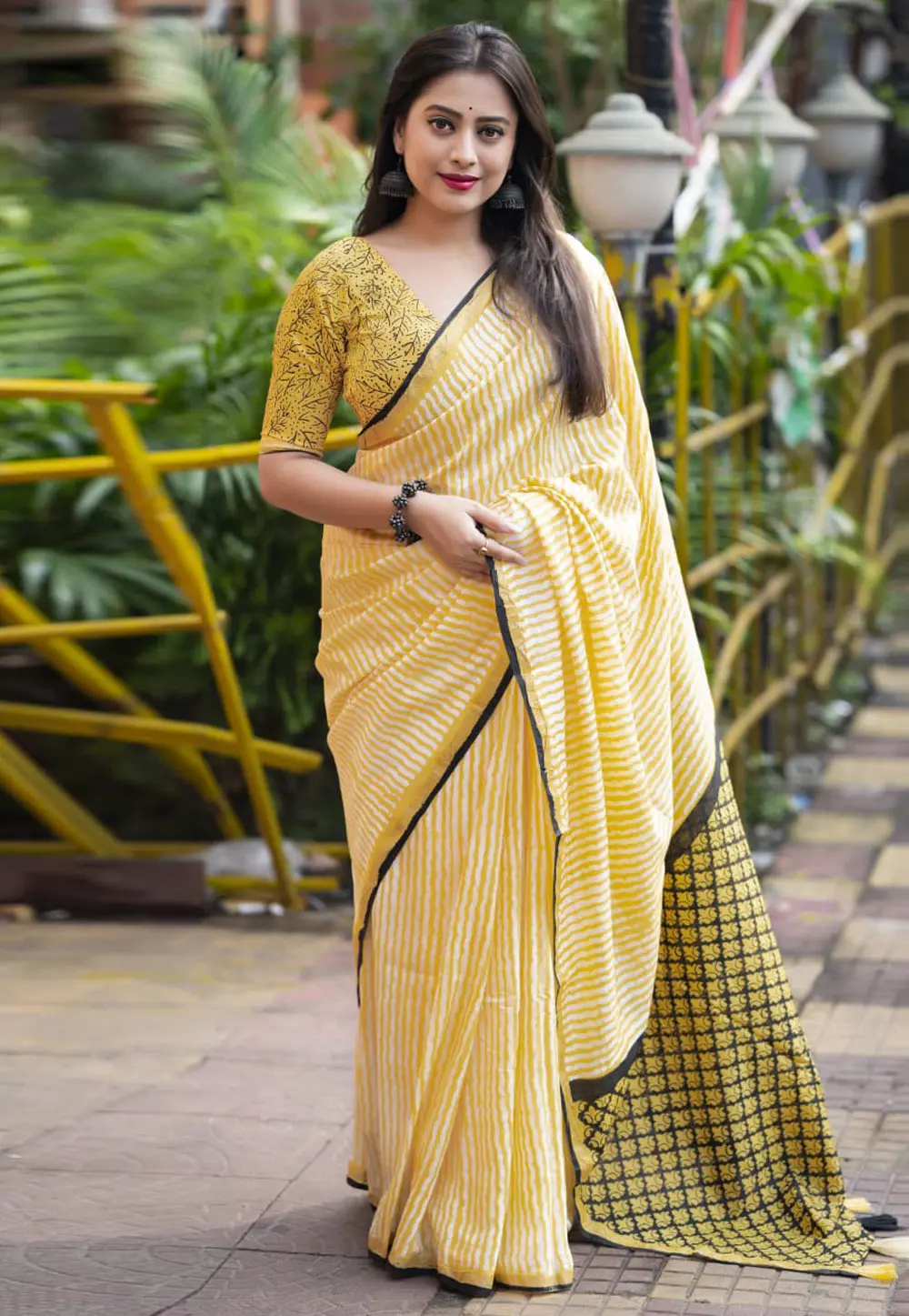 Yellow Chanderi Cotton Saree With Blouse 303141