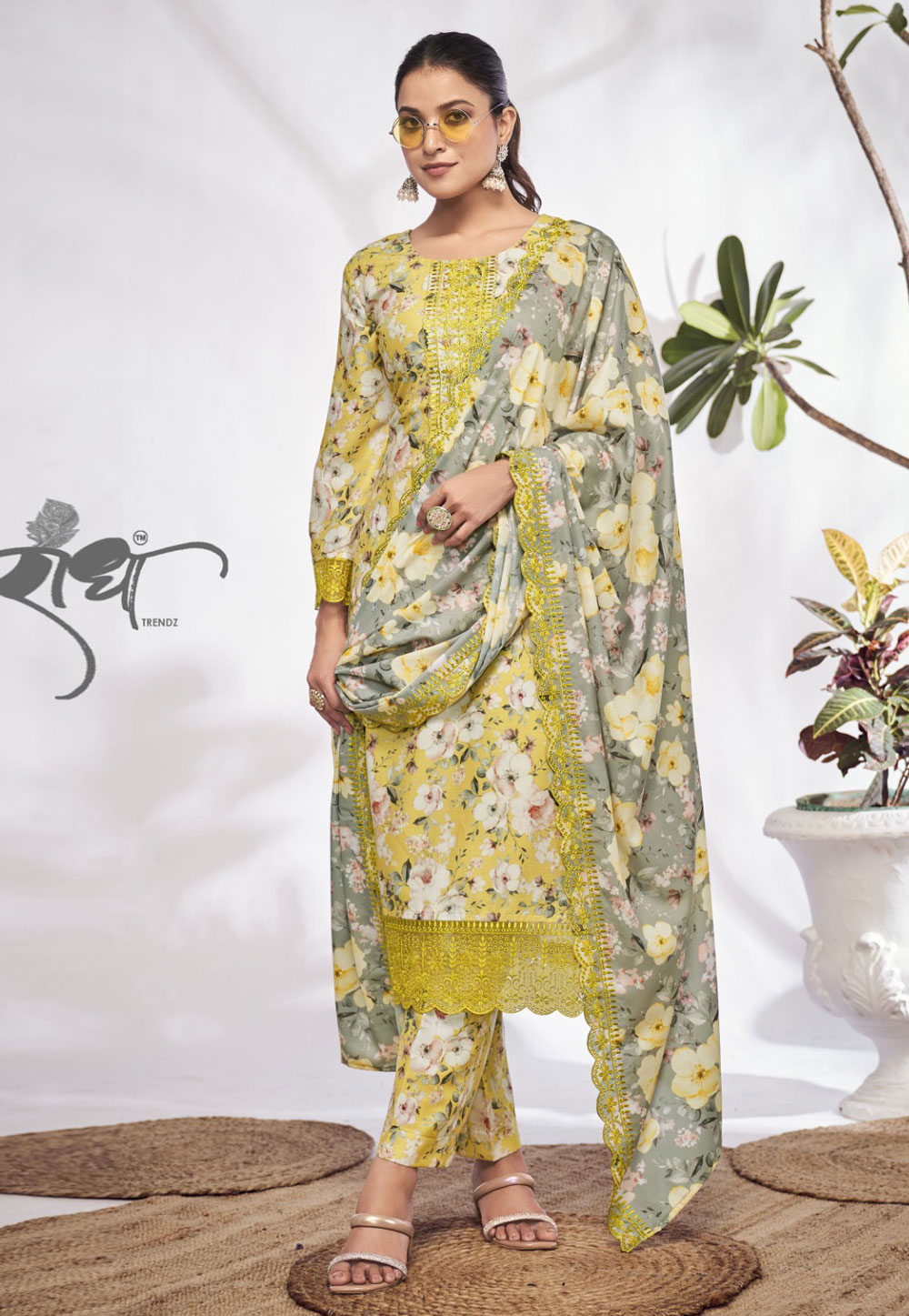 Yellow Cotton Pakistani Suit 287089