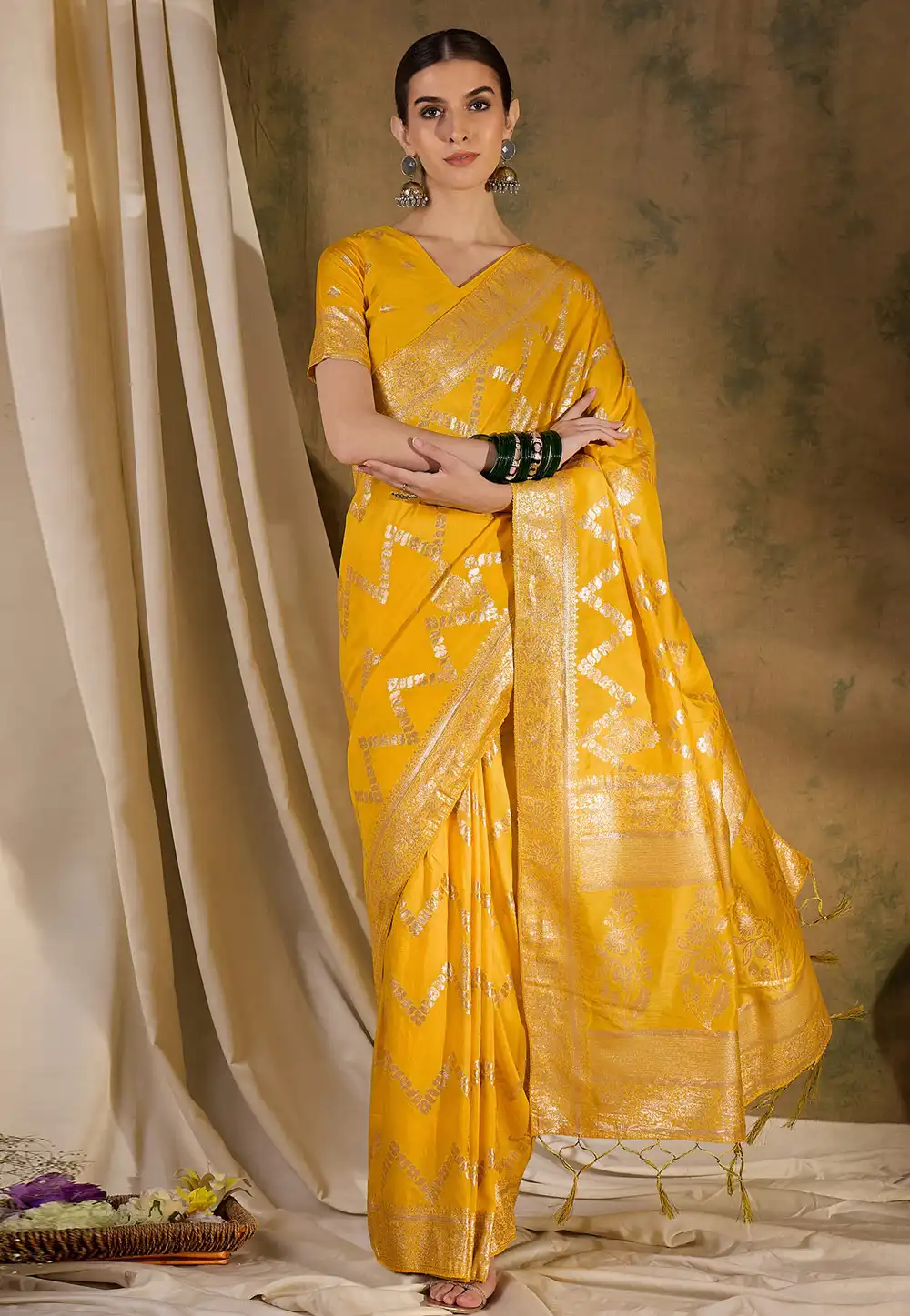 Yellow Jacquard Silk Saree With Blouse 289620