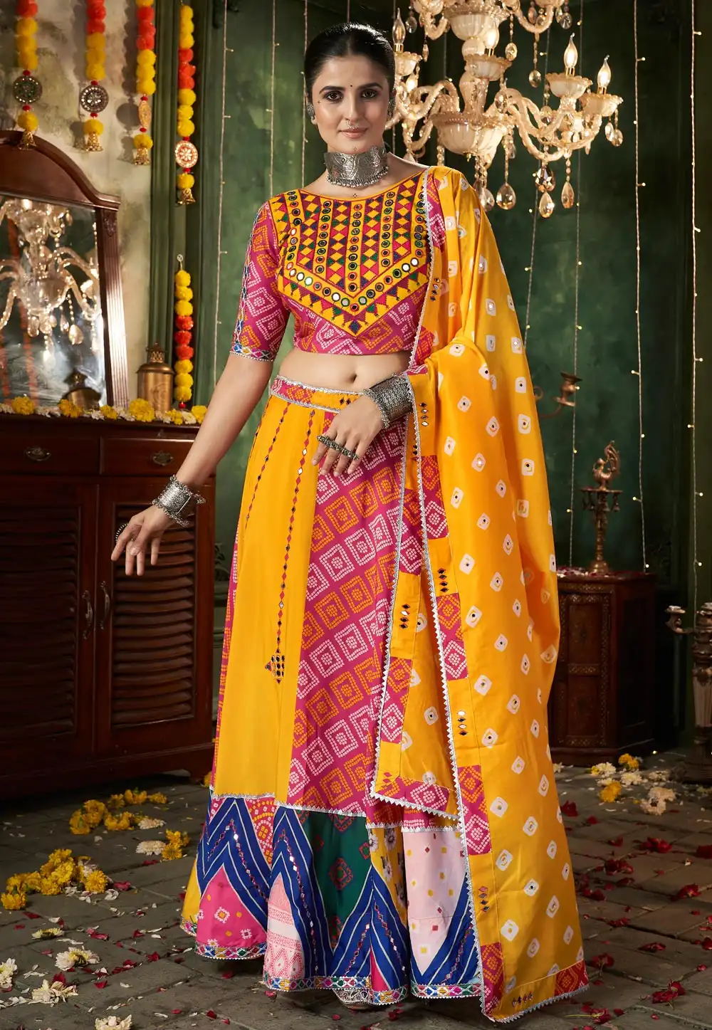 Yellow Muslin Navratri Chaniya Choli 291445