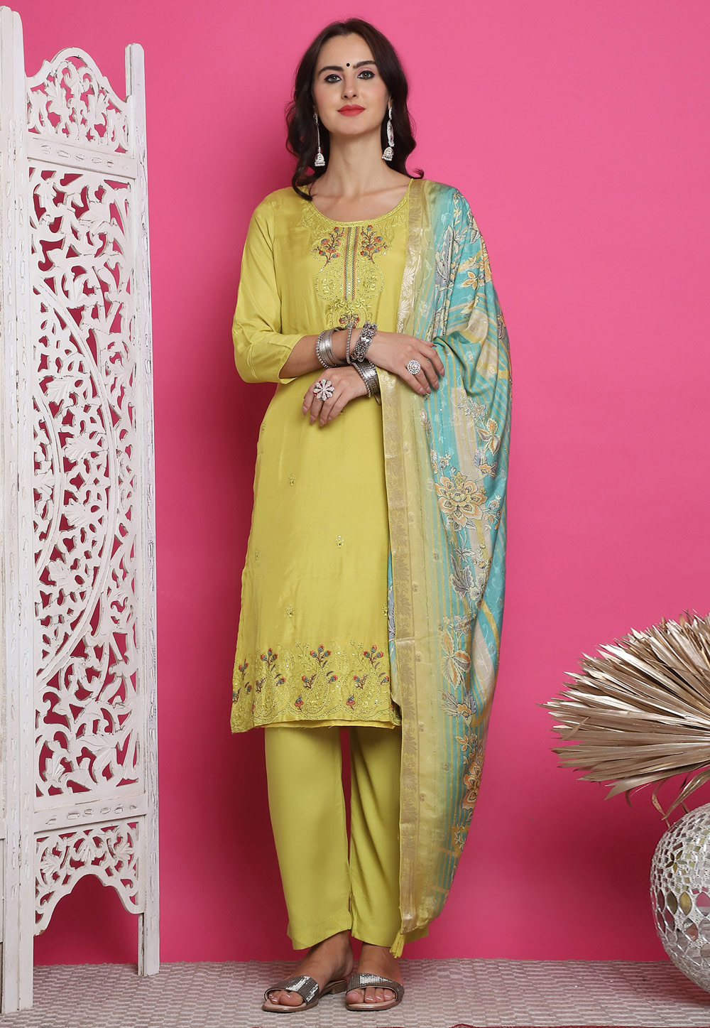 Yellow Muslin Pakistani Suit 310112