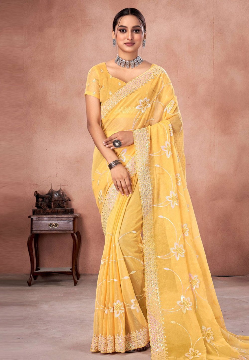 Yellow Shimmer Saree With Blouse 285951