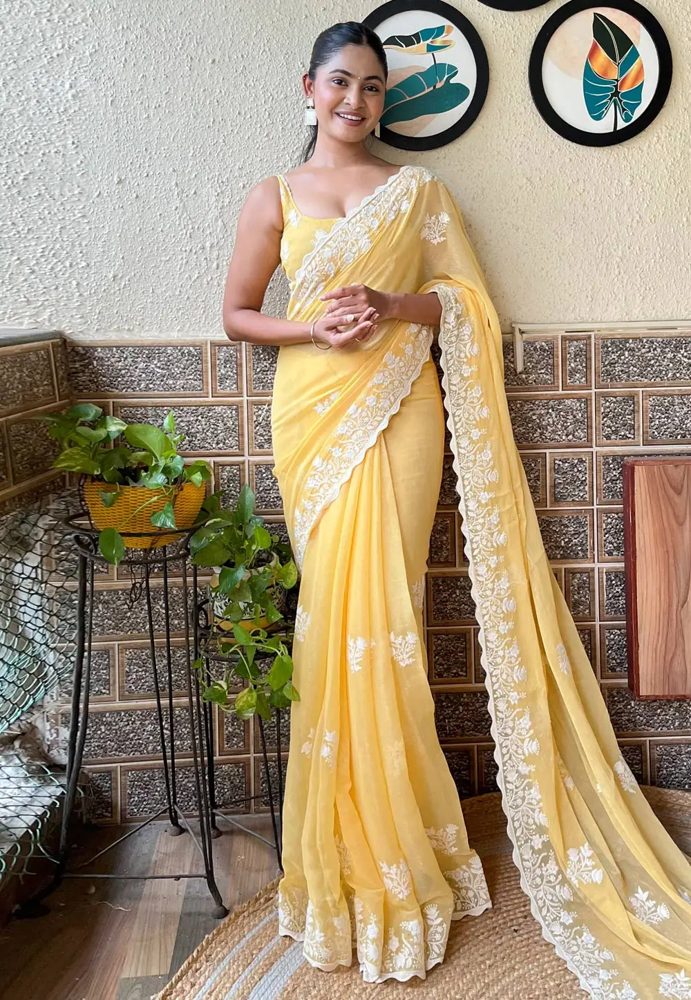 Yellow Shimmer Saree With Blouse 295862