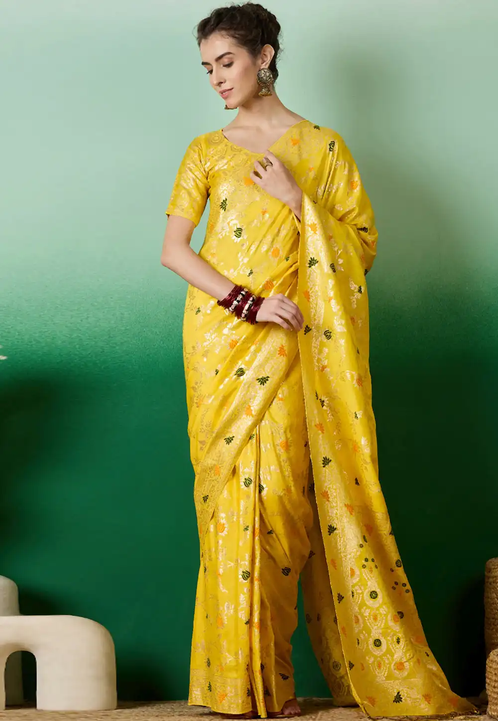 Yellow Silk Jacquard Saree With Blouse 289593