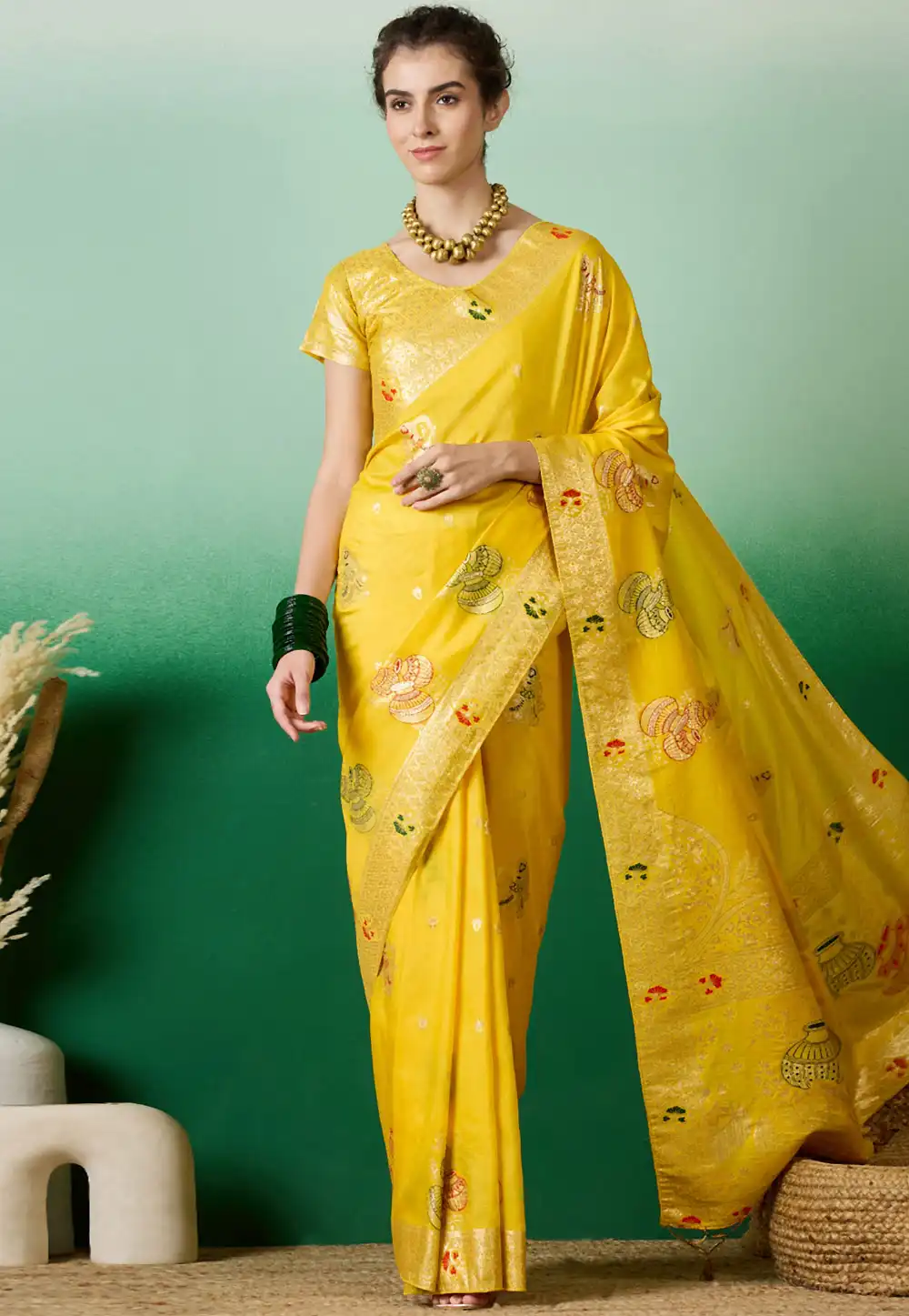 Yellow Silk Jacquard Saree With Blouse 289598