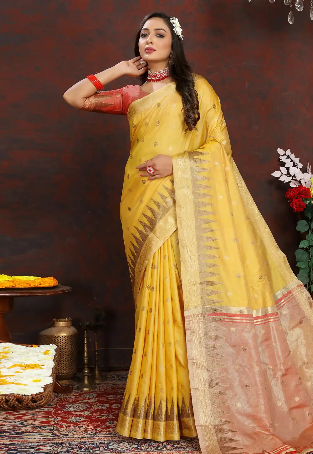 Yellow Silk Saree With Blouse 290868