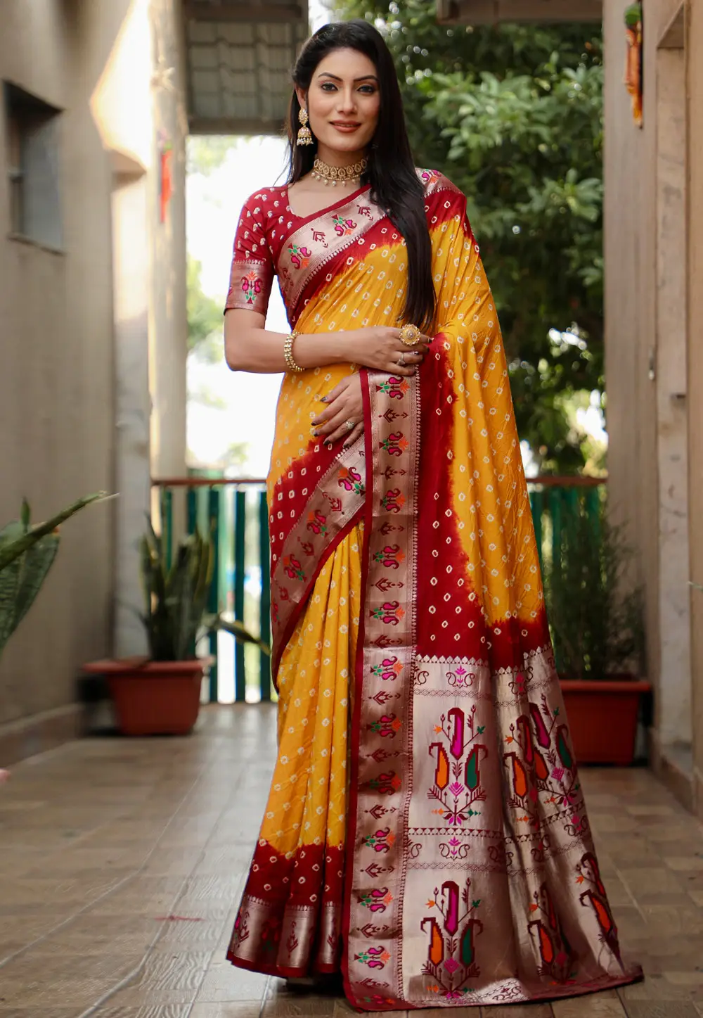 Yellow Silk Saree With Blouse 295693