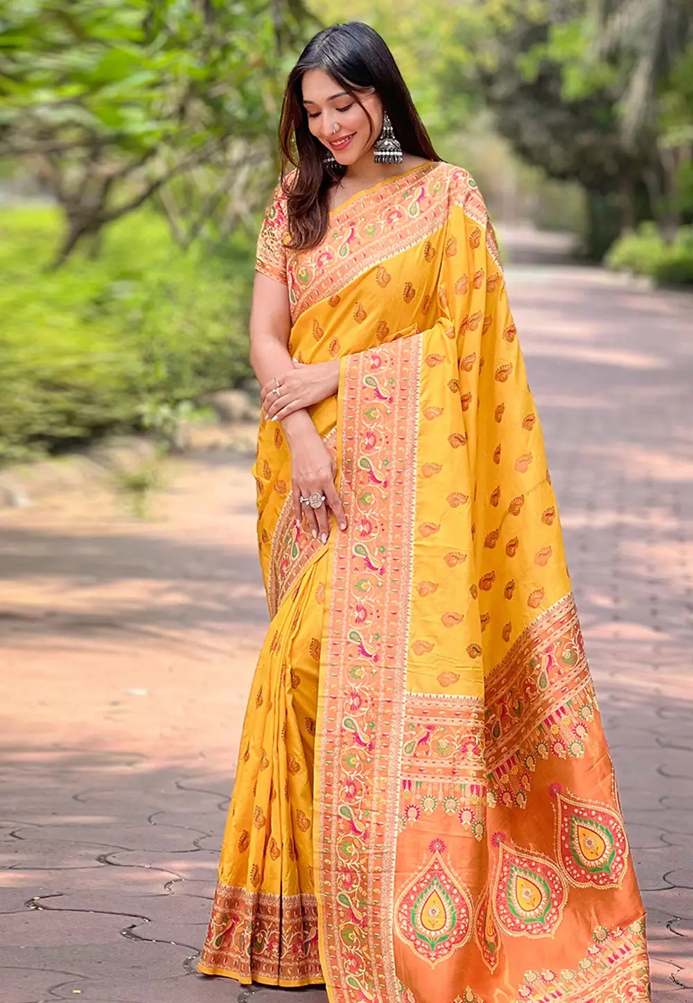 Yellow Silk Saree With Blouse 295867