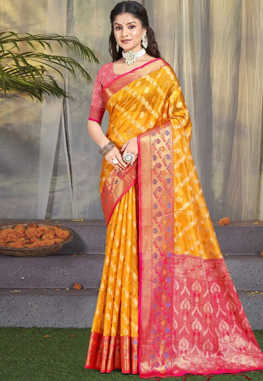 Yellow Silk Saree With Blouse 296386