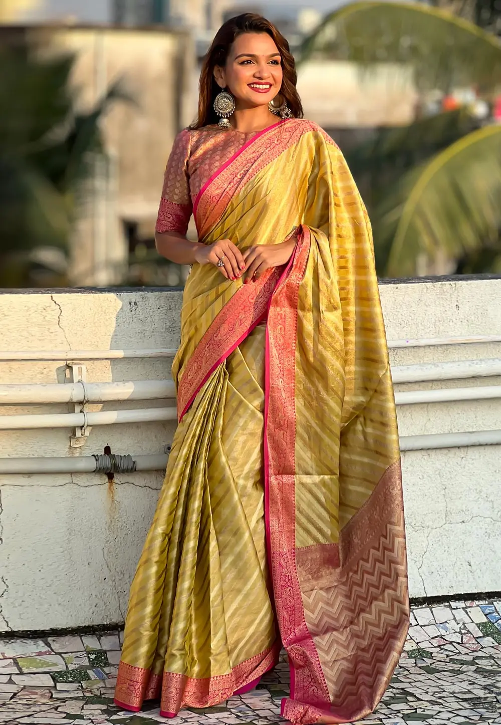 Yellow Tissue Saree With Blouse 297403