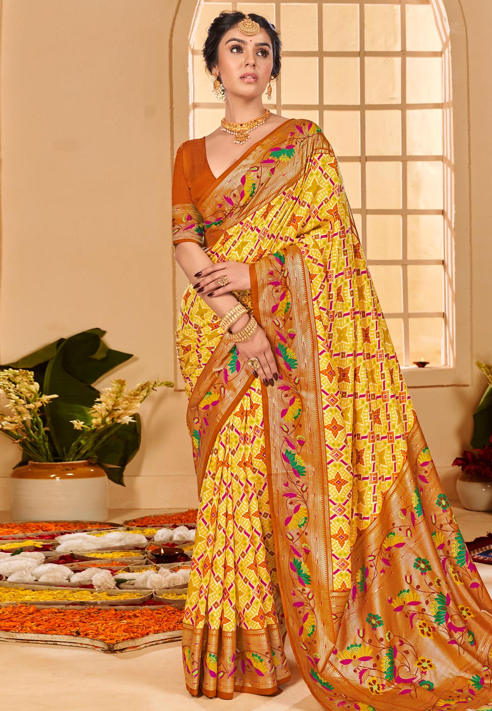 Yellow Tussar Silk Saree With Blouse 286345