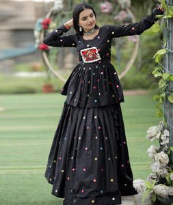 Navratri Lehenga Choli - Buy Navratri Chaniya Choli Online | Garba Dress