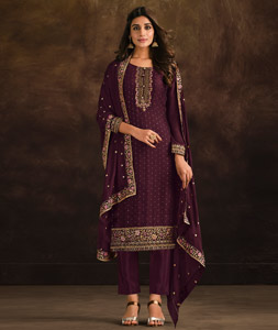 Pannkh Salwar Suits and Sets : Buy Pannkh Women Straight Fit Embroidered  Kurta With Stylish V-Cut Pants (Set of 2) Online | Nykaa Fashion.