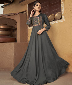 Latest Indian Wedding Party Wear Gown For Women 2023