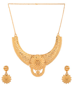 Golden Alloy Necklace Set With Earrings 224656