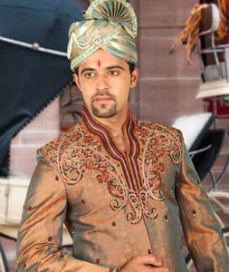 Golden Brocade Readymade Indo Western Sherwani 204365