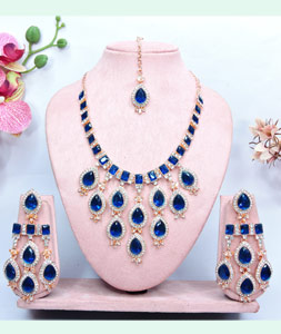Blue Alloy Necklace Set With Earrings and Maang Tikka 312409