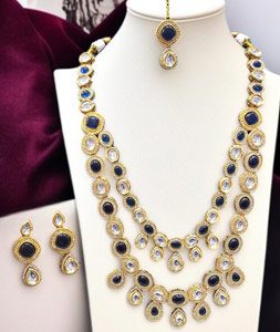 Blue Alloy Necklace Set With Earrings and Maang Tikka 313765
