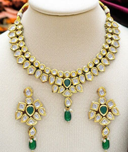 Green Alloy Necklace With Earrings 313757