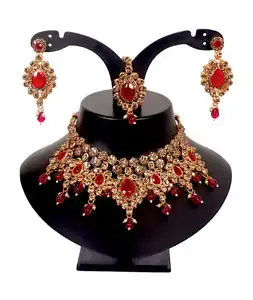 Maroon Alloy Austrian Diamonds and Kundan Necklace Set With Earrings and Maang Tikka 292949