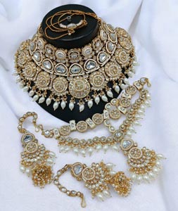 White Alloy Bridal Set 315695